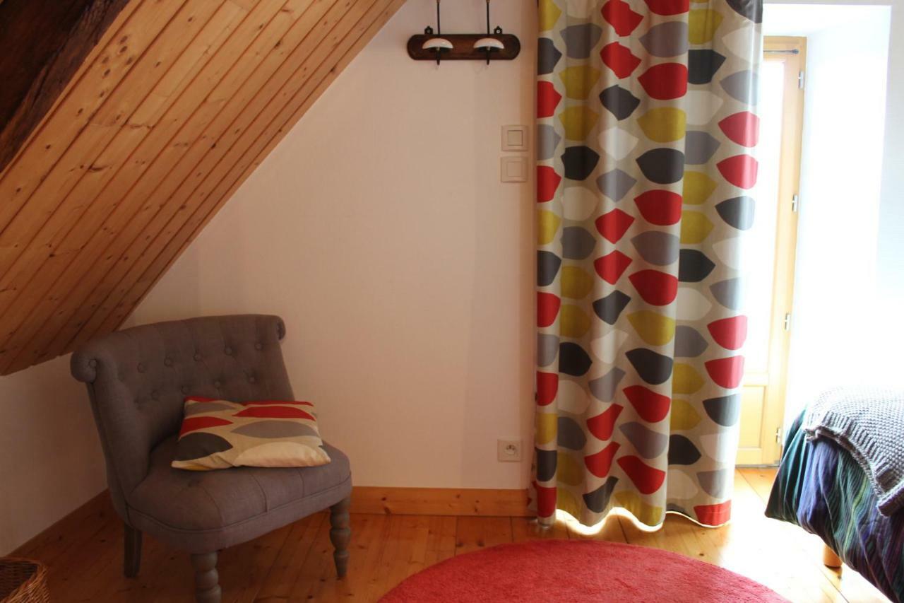 La touche d’en bas Hotel Plouguenast Luaran gambar